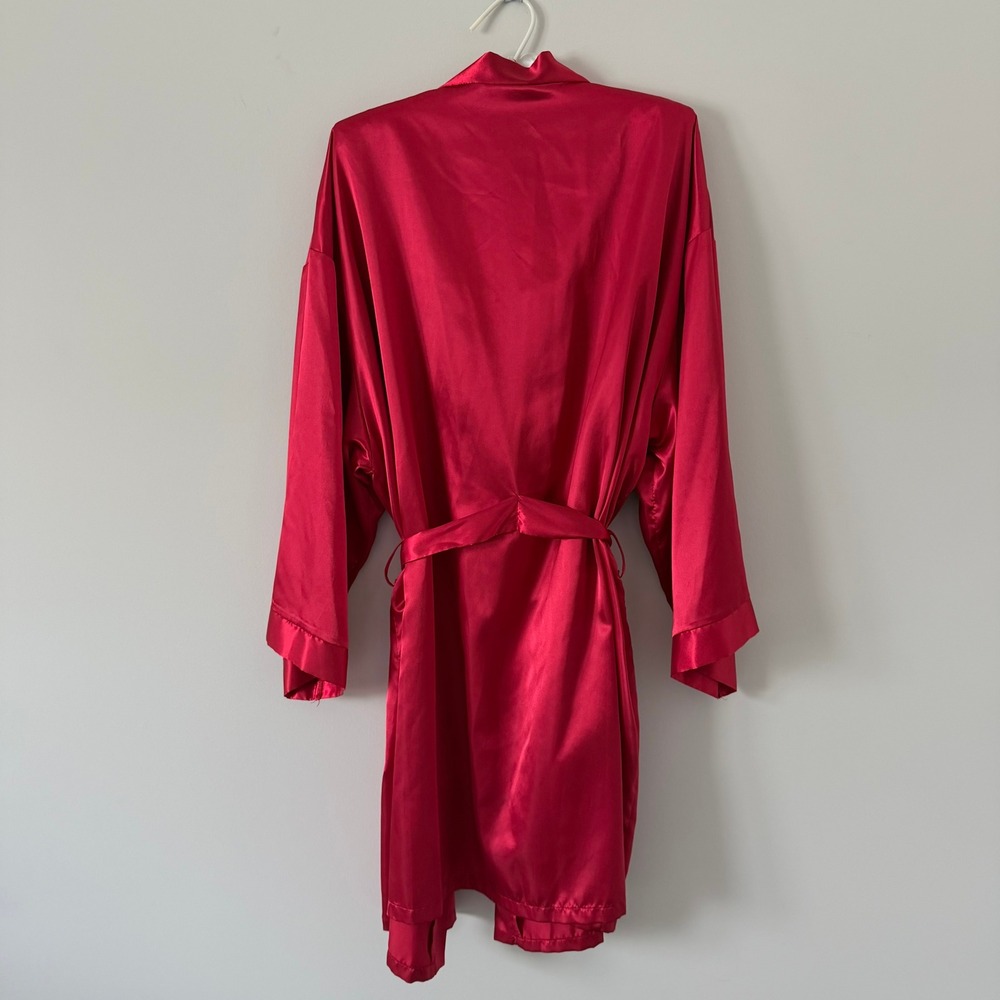 Dreamgirl Red Satin Robe Kimono Short Belted Sleepwear Plus Size 3X/4X Nice - Picture 2 of 11